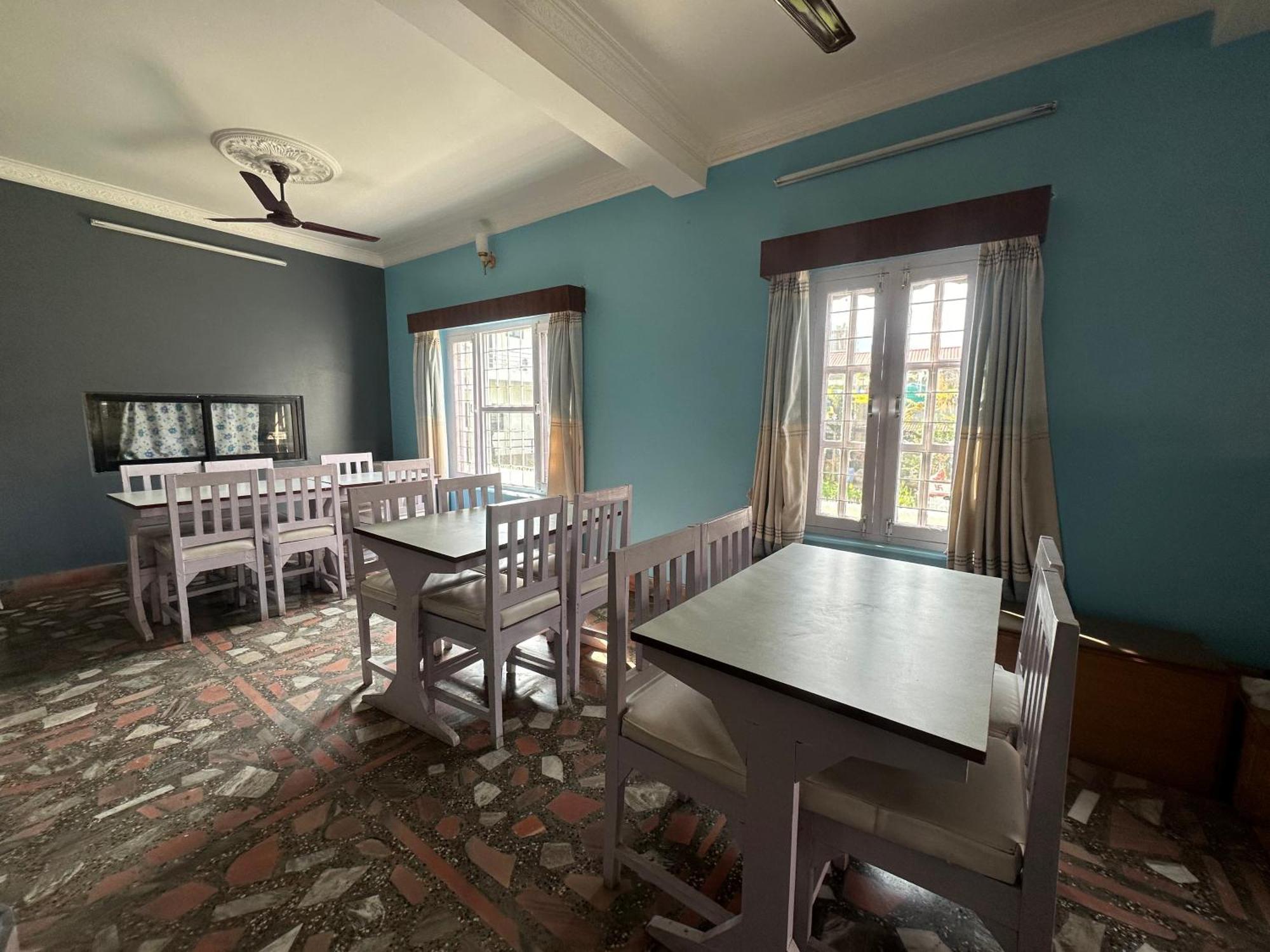Hotel The Billabong Garden Pokhara Dış mekan fotoğraf