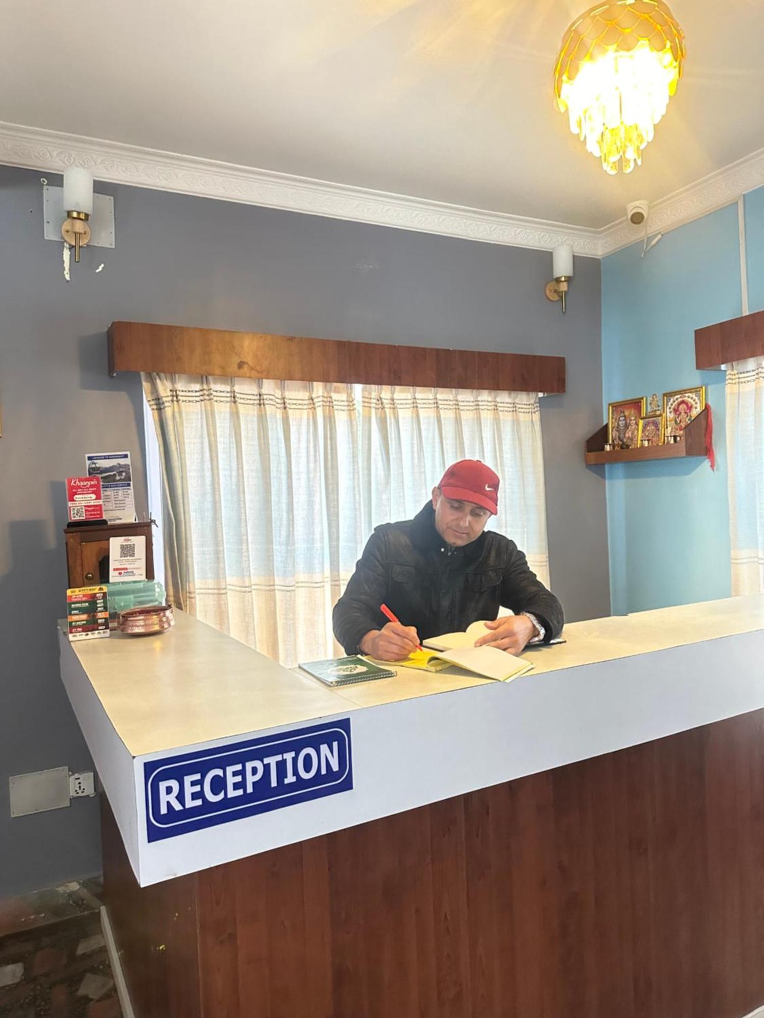 Hotel The Billabong Garden Pokhara Dış mekan fotoğraf