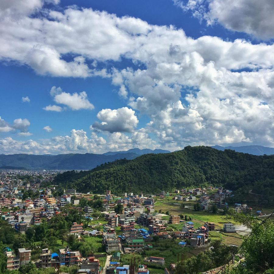Hotel The Billabong Garden Pokhara Dış mekan fotoğraf